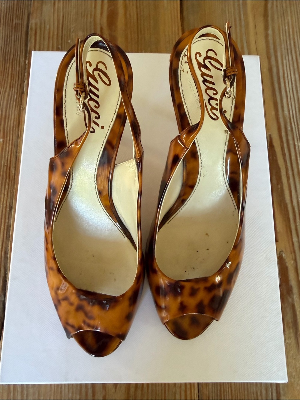 Gucci Tortoiseshell Patent Leather Peep Toe Slingback Heels Size 8B